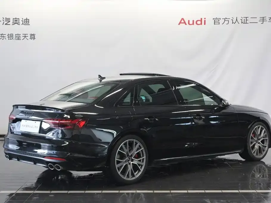 Audi S4 — фото 5