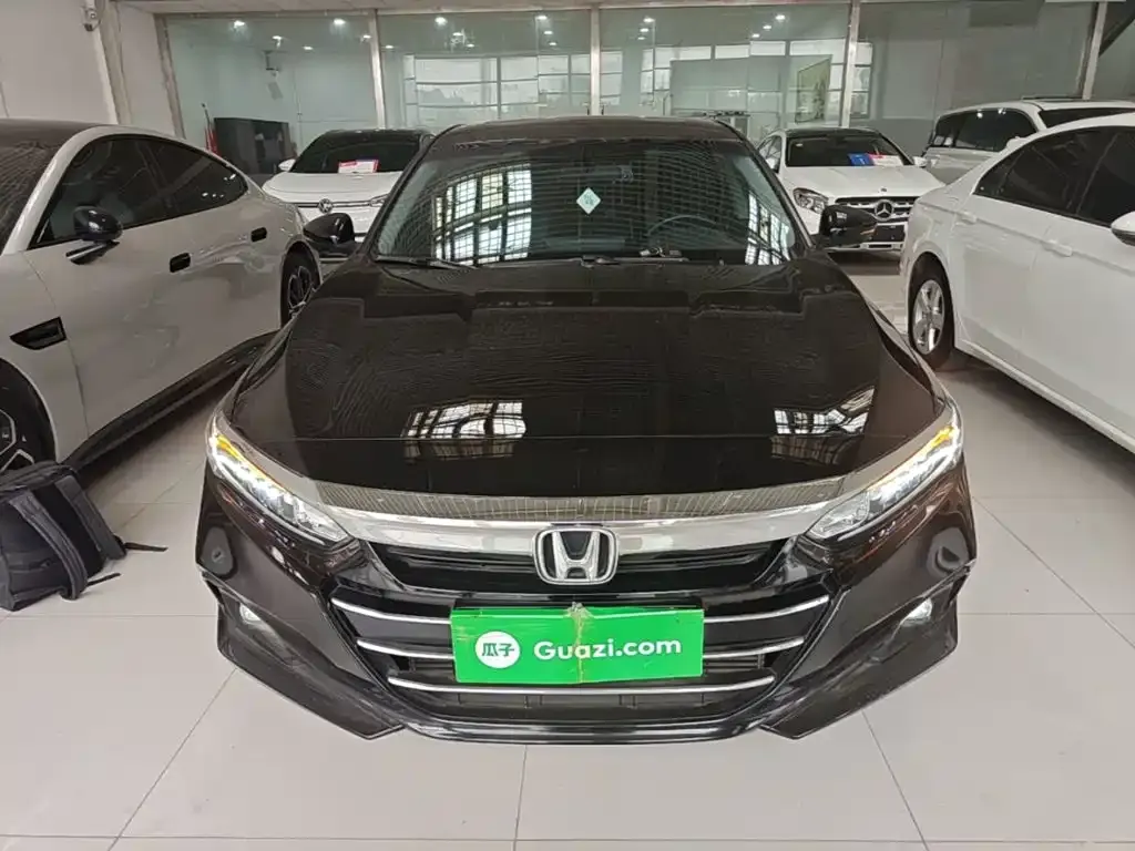 Honda Accord — фото 4