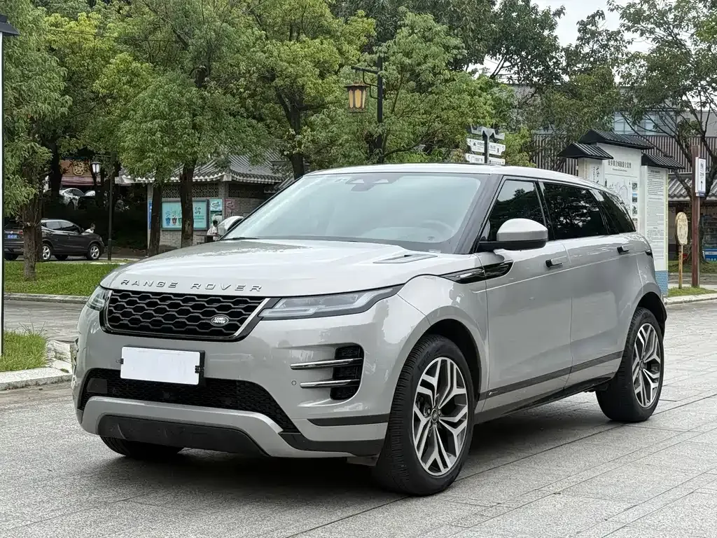 Land Rover Evoque — фото 1