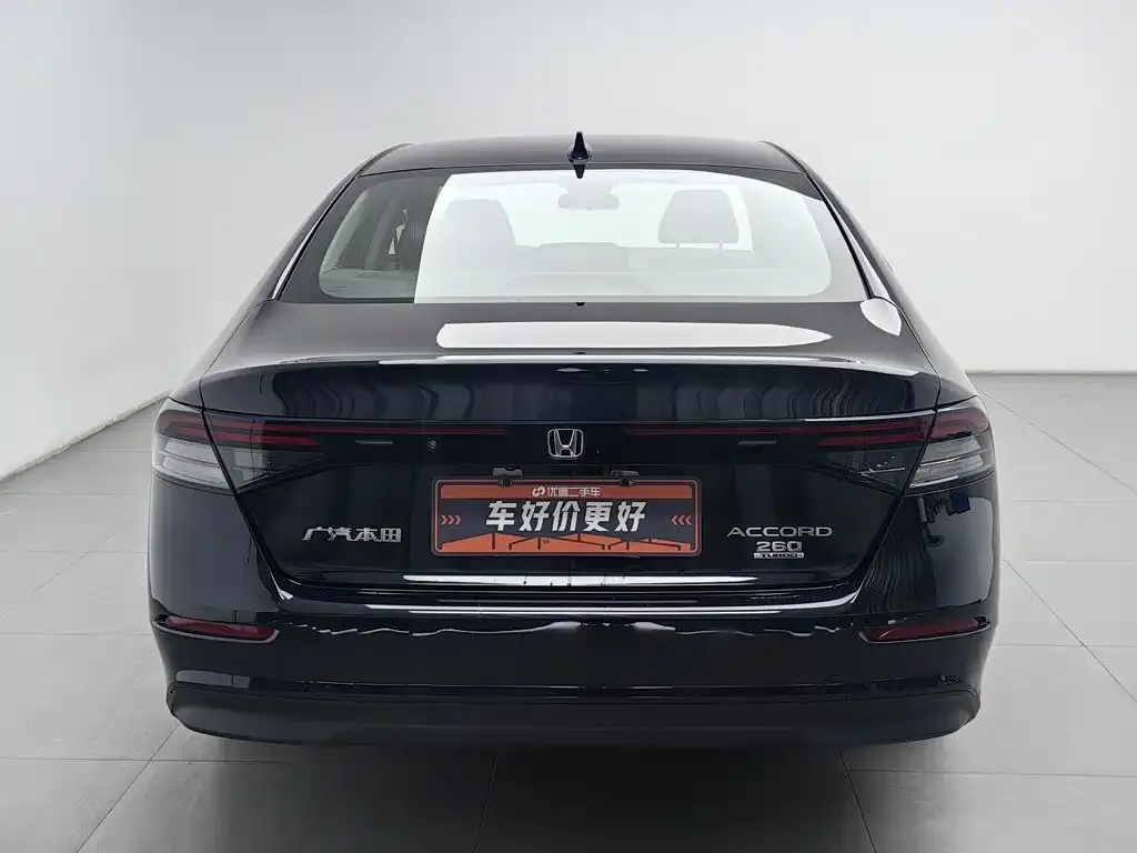Honda Accord — фото 4