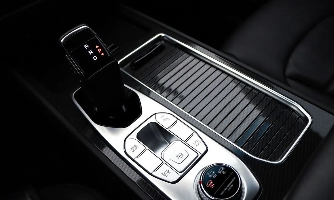 KG Mobility (Ssangyong) Rexton — фото 4