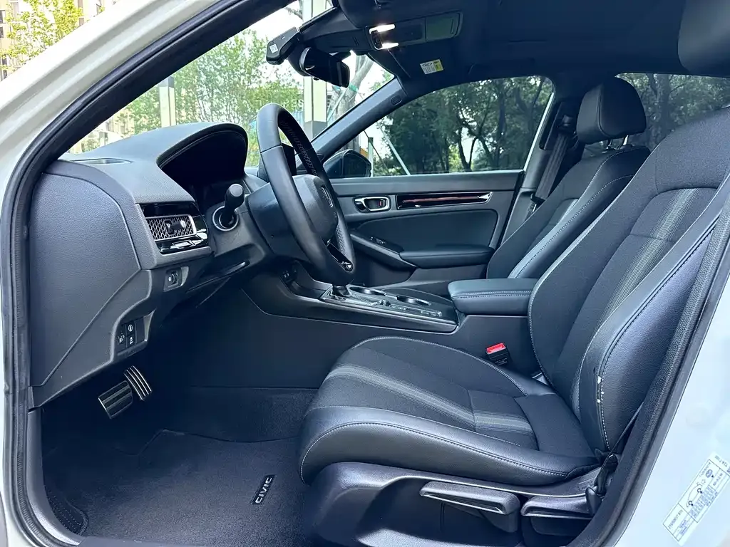 Honda Civic — фото 4