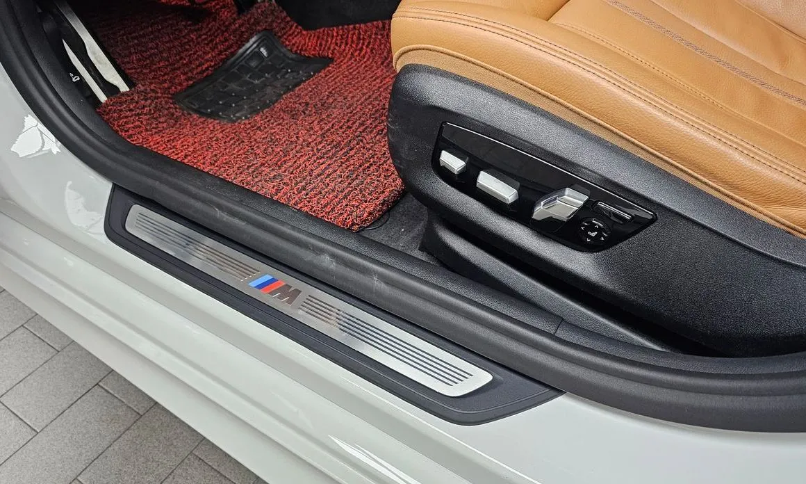 BMW 5-Series — фото 10