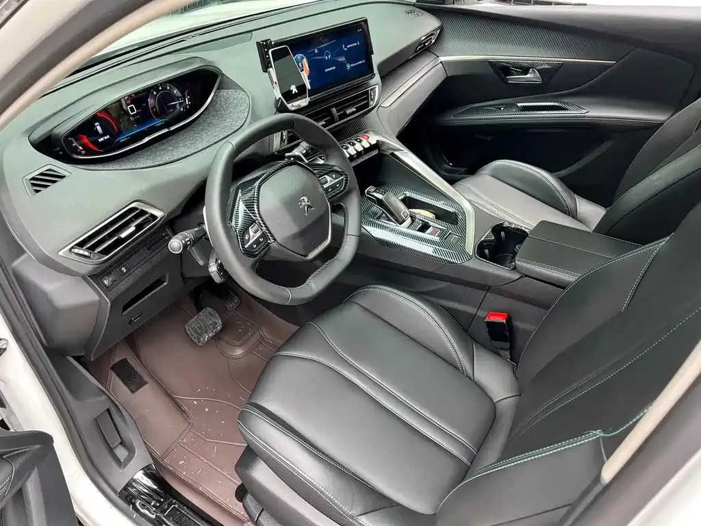 Peugeot 5008 — фото 10