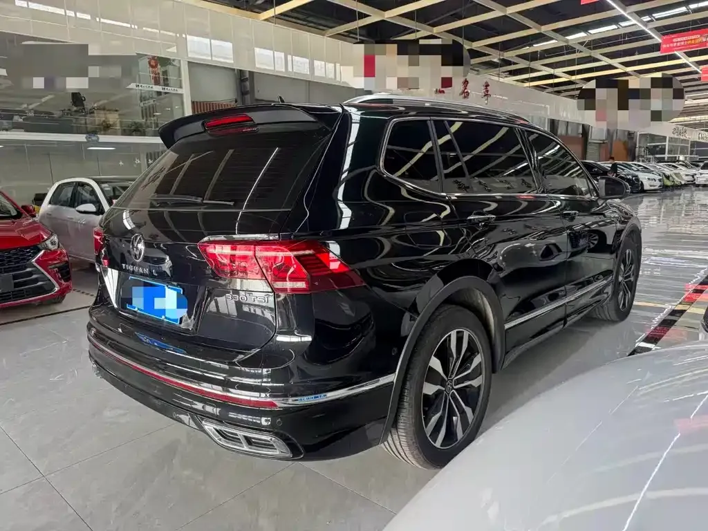 Volkswagen Tiguan L — фото 4