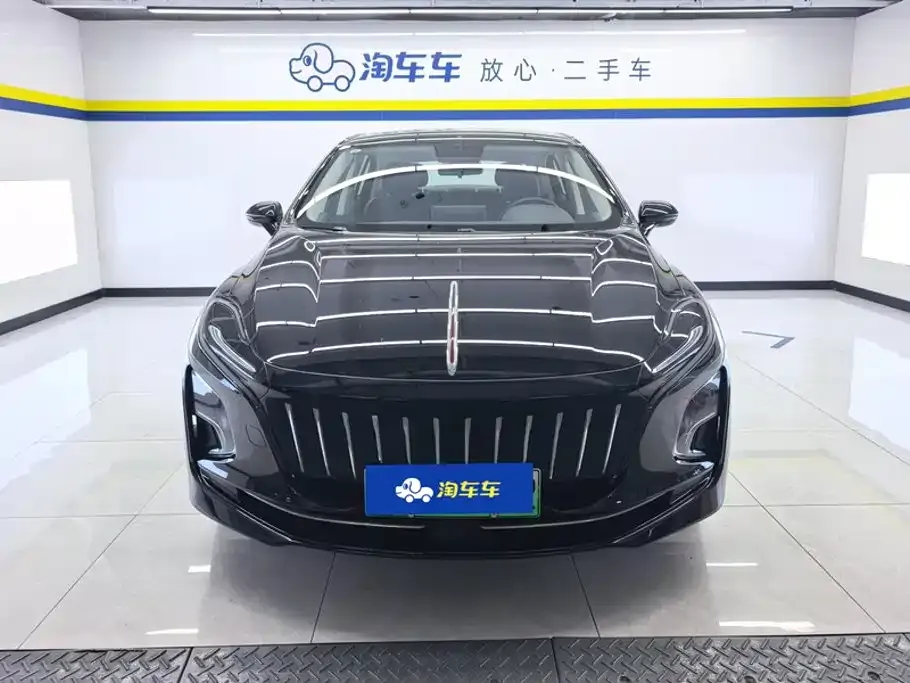 Hongqi E-QM5 — фото 7