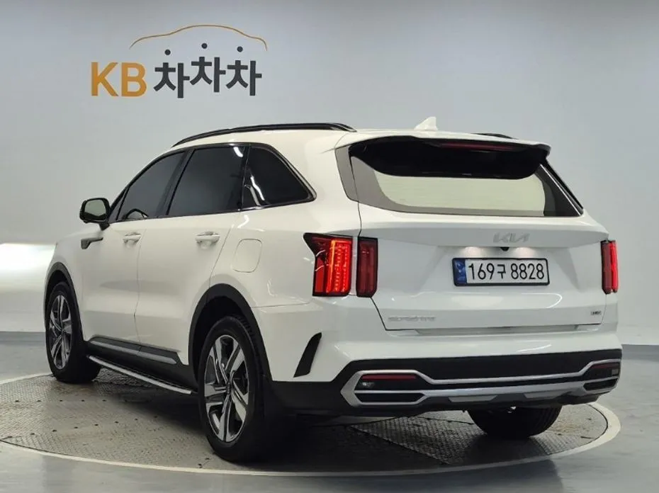 Kia Sorento — фото 3