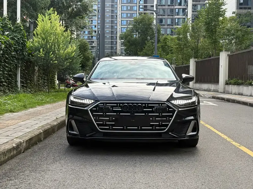 Audi A7L — фото 10