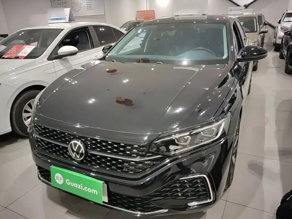 Volkswagen Passat — фото 8