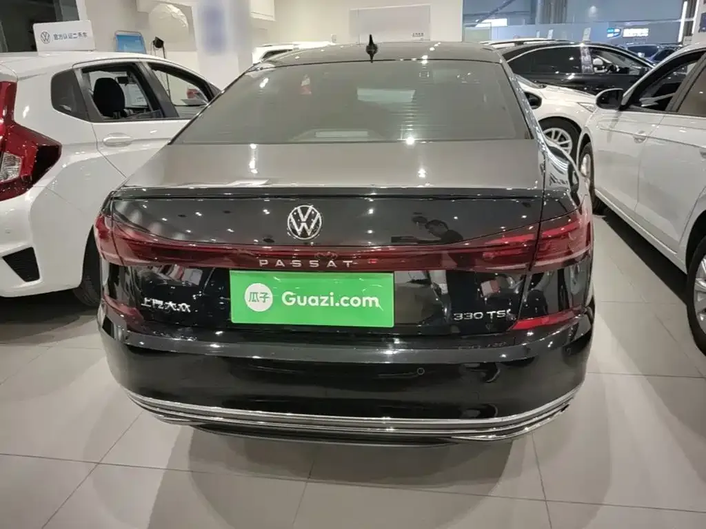 Volkswagen Passat — фото 2