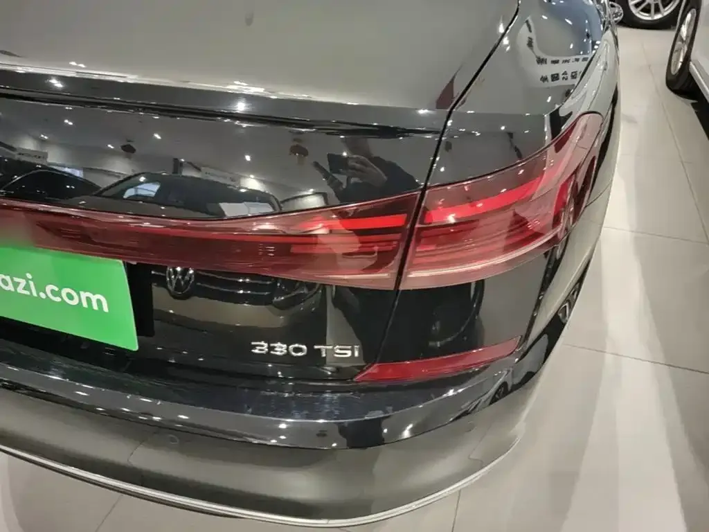 Volkswagen Passat — фото 4