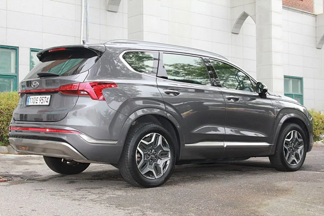 Hyundai Santafe — фото 2