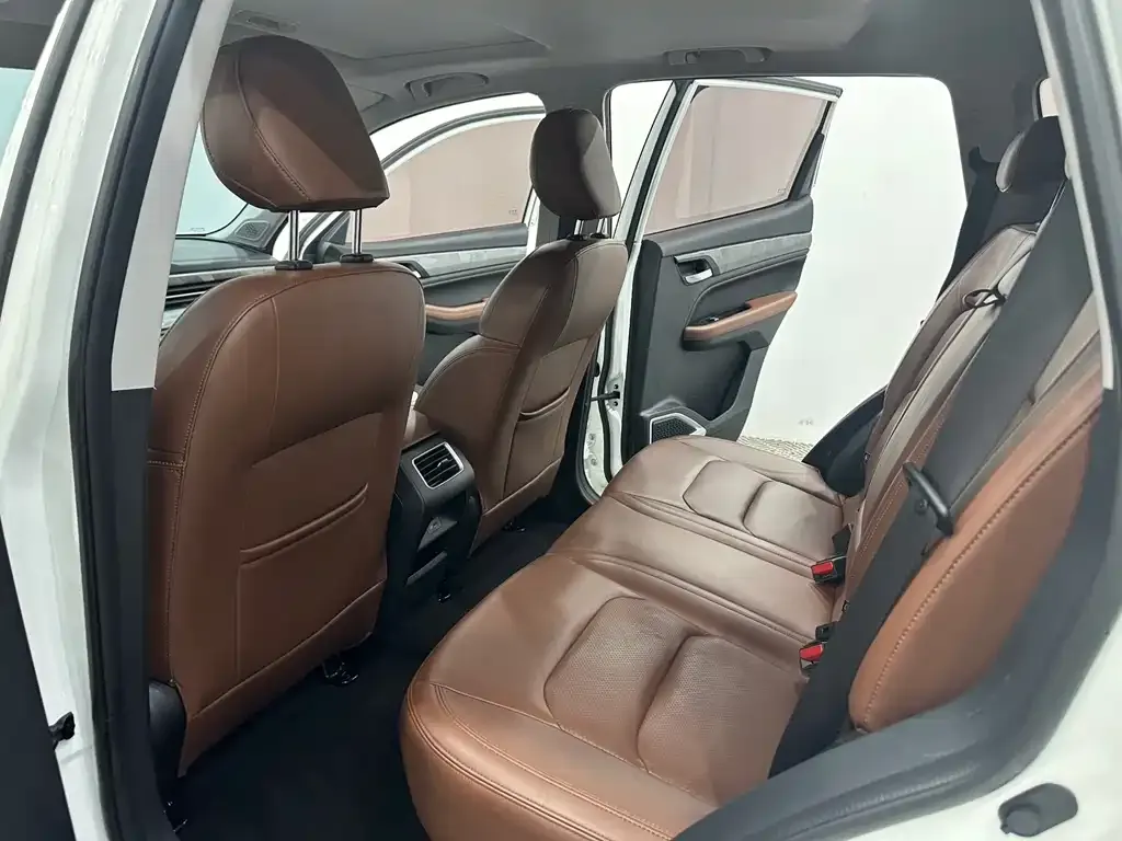Geely Vision X6 — фото 7