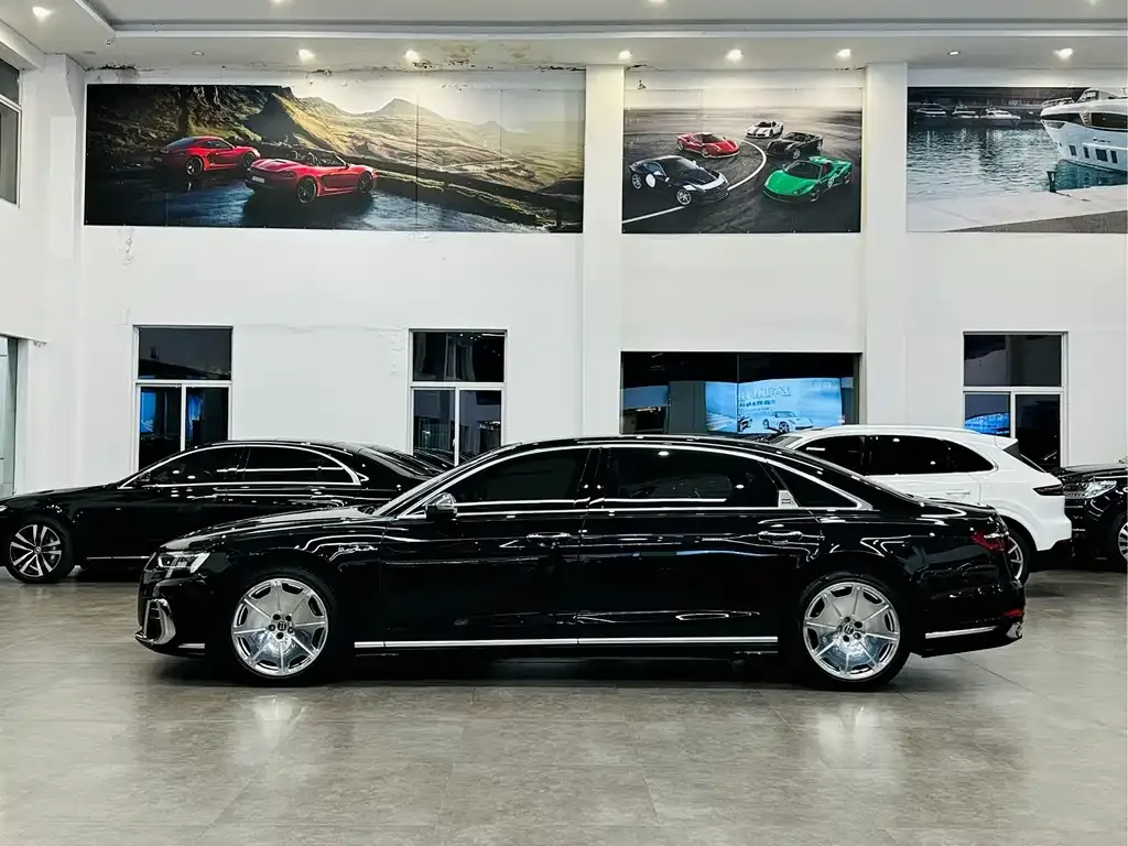 Audi A8 — фото 7