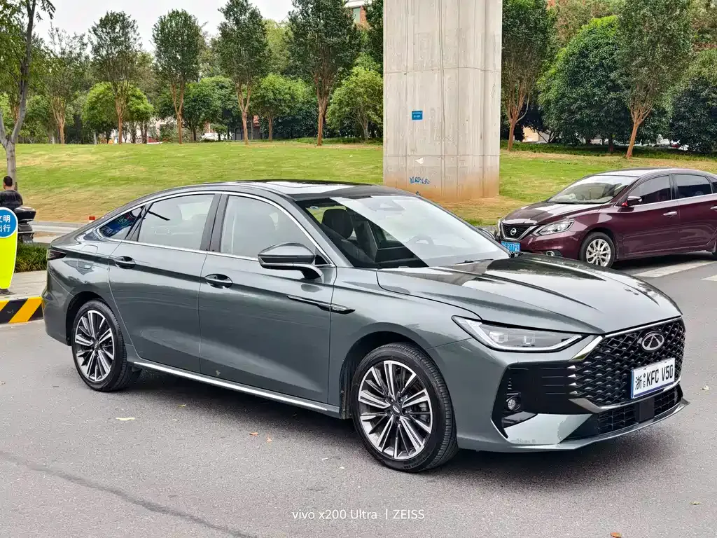 Chery Arrizo 8 PRO — фото 10