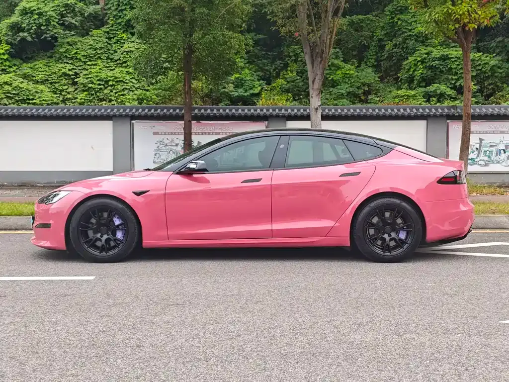 Tesla Model S — фото 4