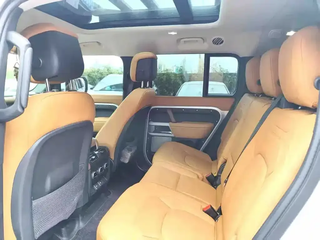 Land Rover Defender — фото 2