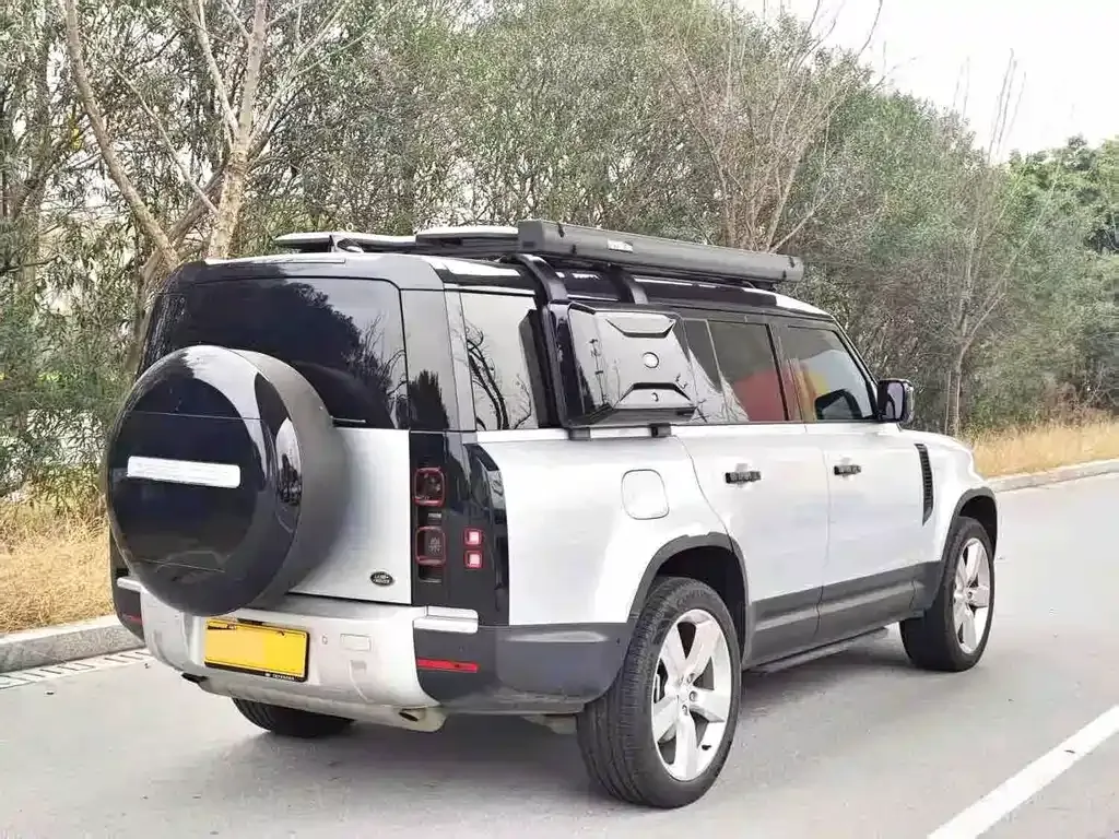 Land Rover Defender — фото 4