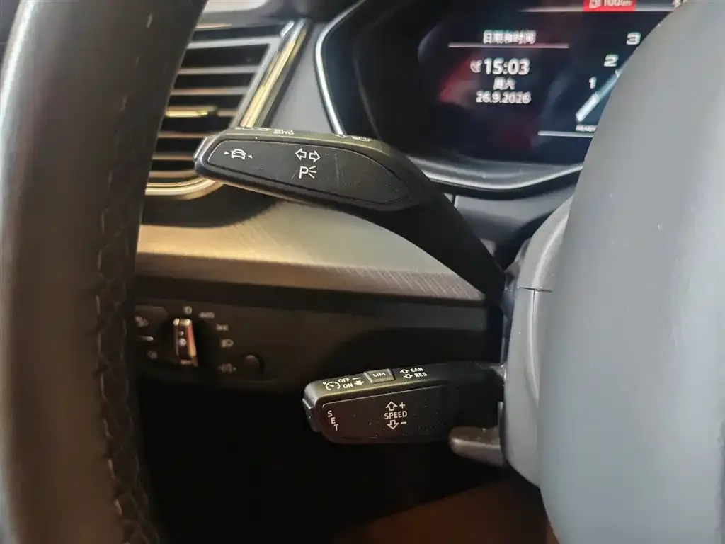 Audi Q5L Sportback — фото 6