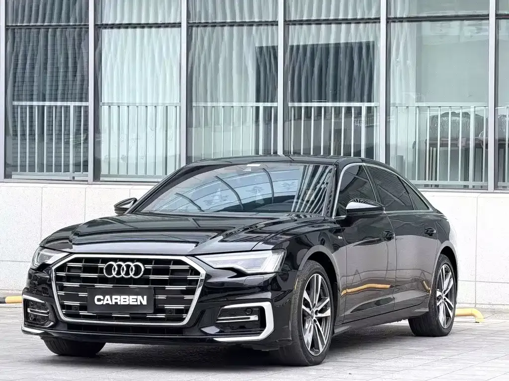Audi A6L — фото 1