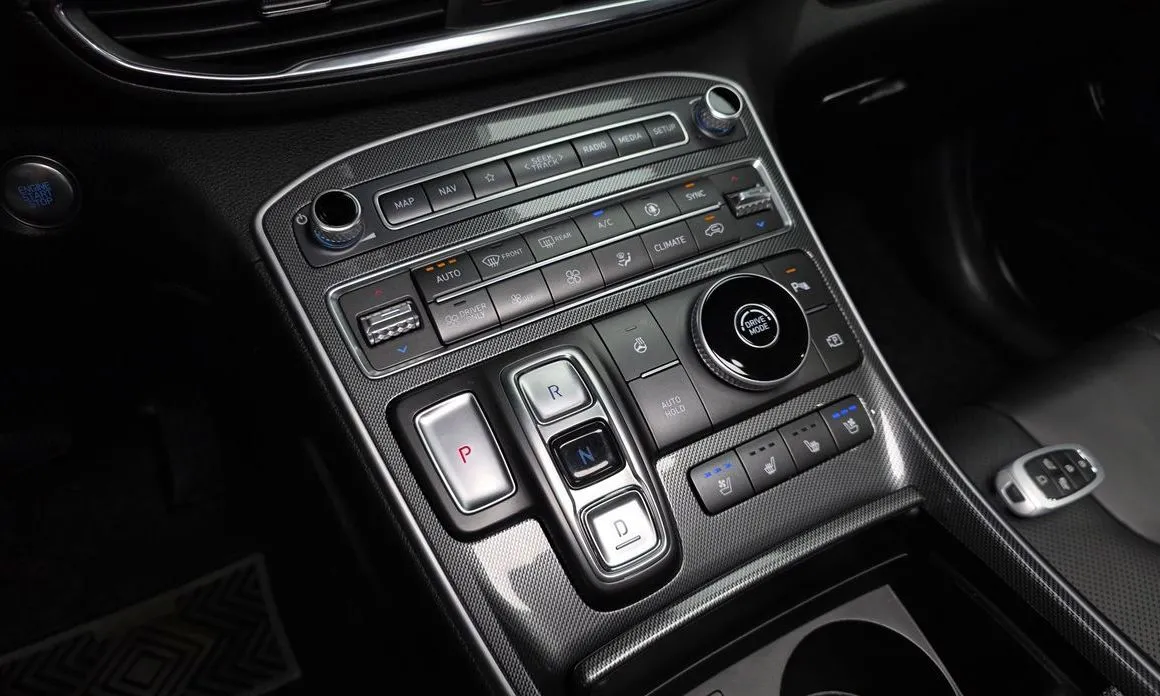Hyundai Santafe — фото 7