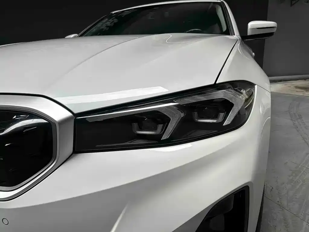 BMW i3 — фото 9