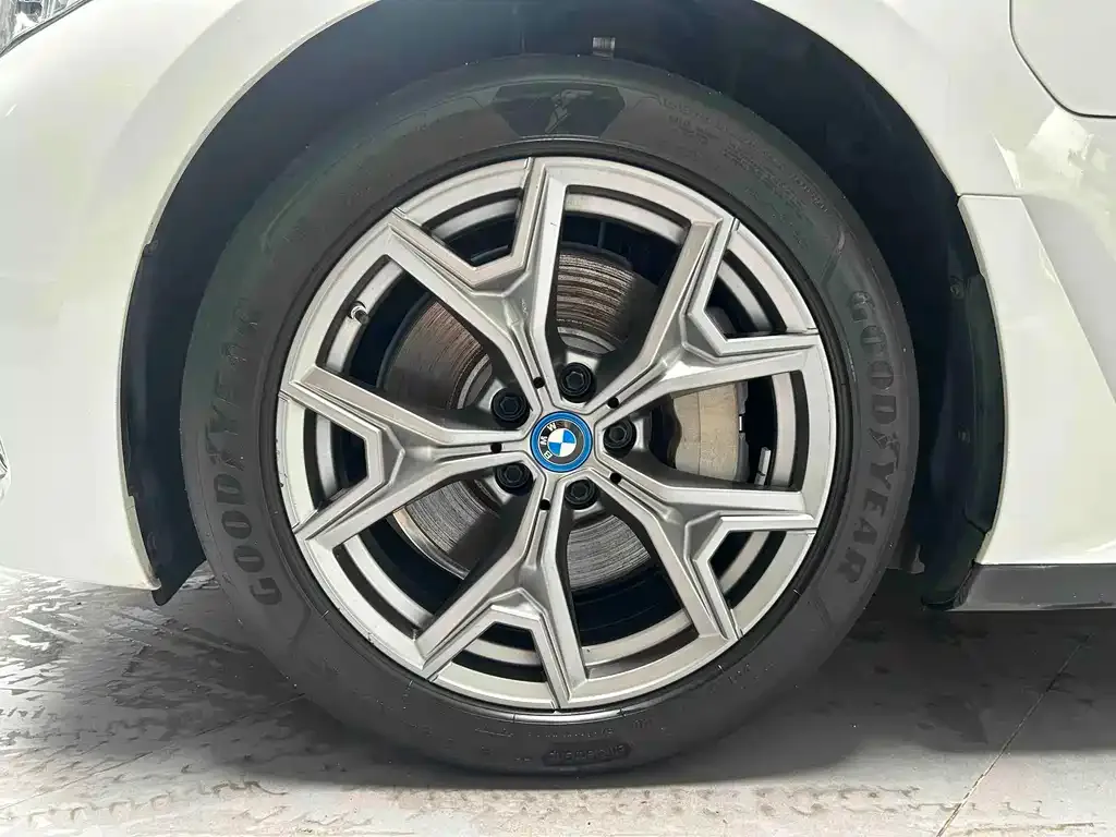 BMW i3 — фото 3