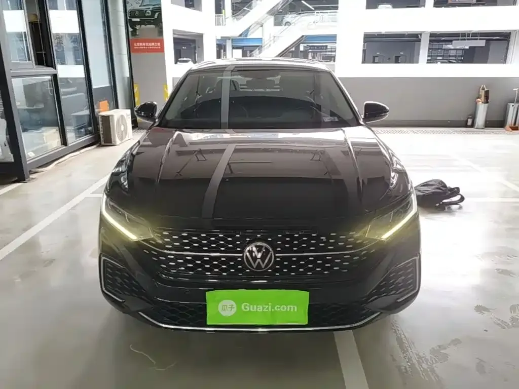 Volkswagen Passat — фото 7