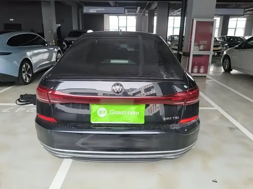 Volkswagen Passat — фото 5