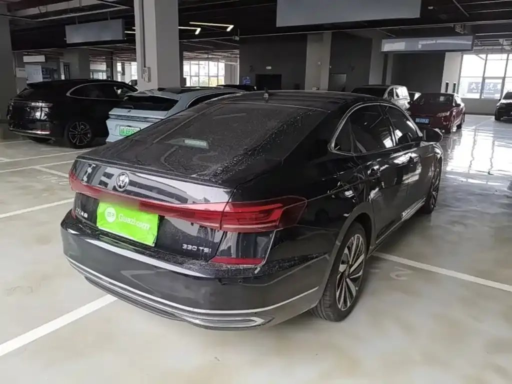 Volkswagen Passat — фото 4