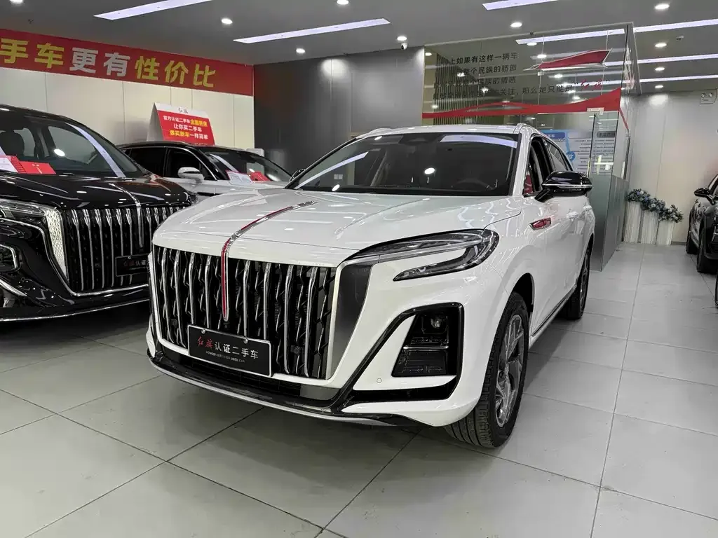 Hongqi HS3 PHEV — фото 1