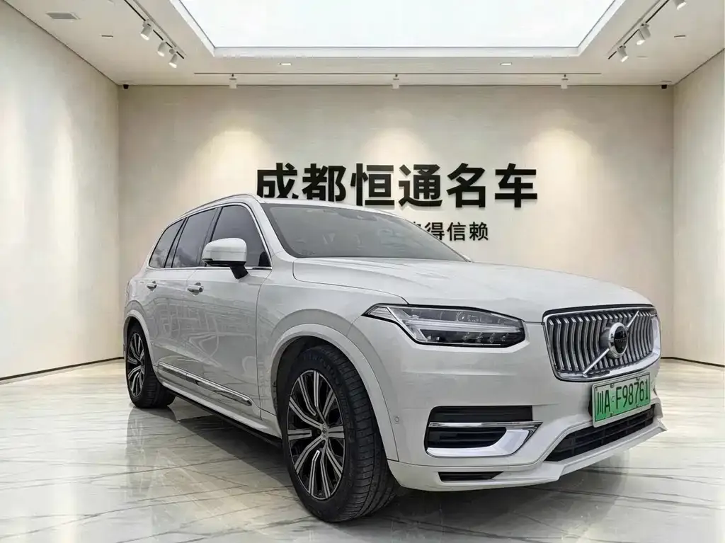 Volvo XC90 PHEV — фото 5