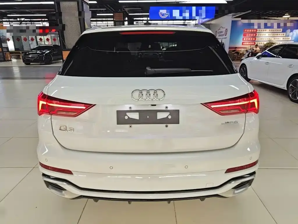 Audi Q3 — фото 4