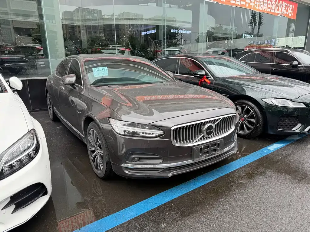 Volvo S90 — фото 9