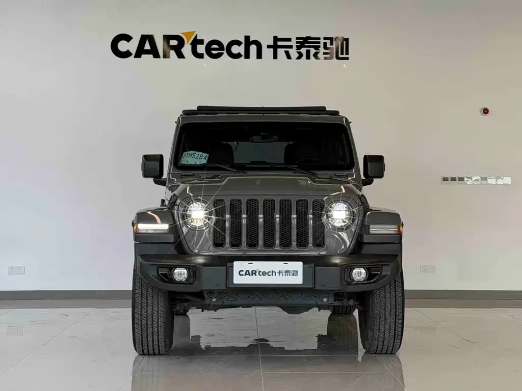 Jeep Wrangler — фото 3