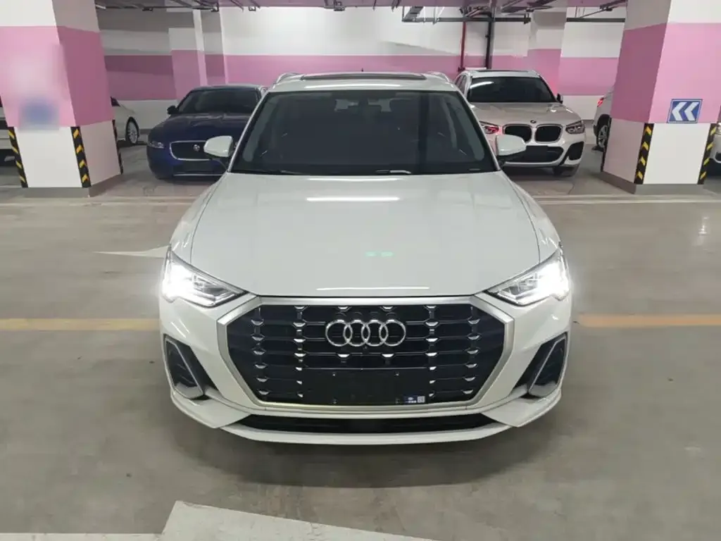 Audi Q3 — фото 2