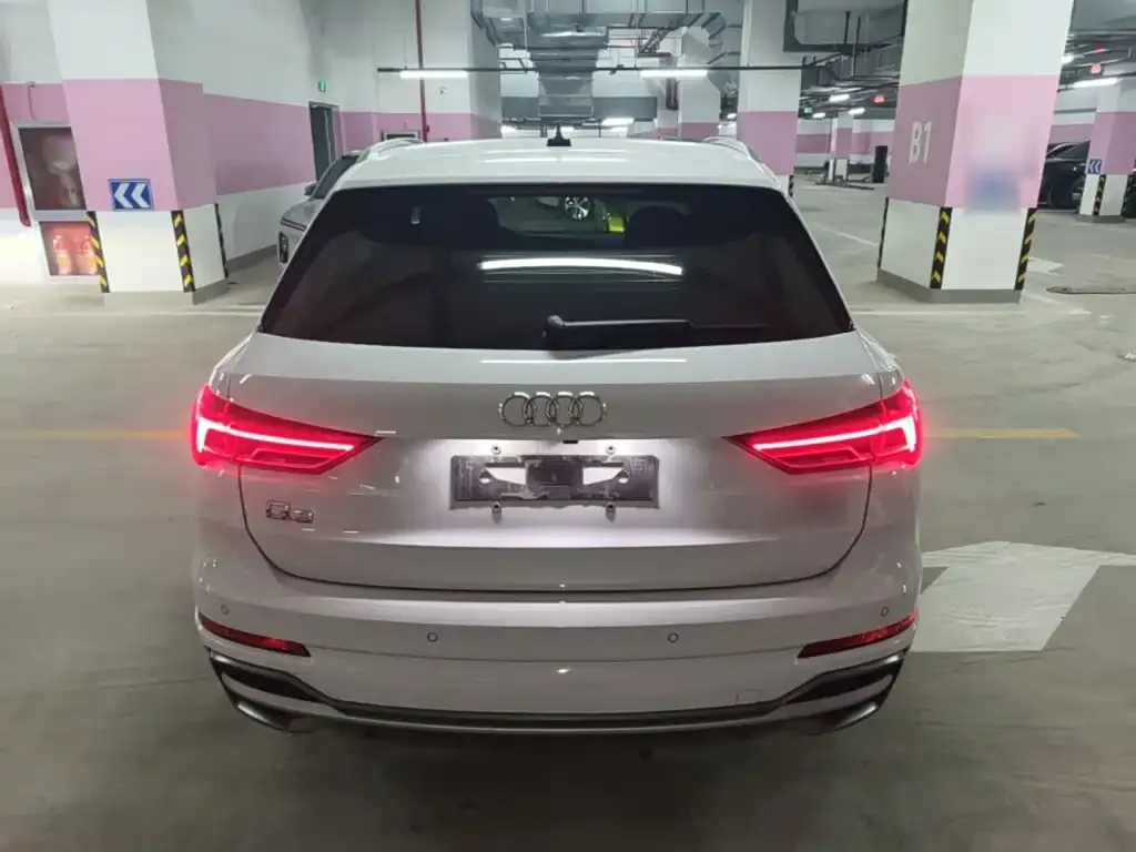 Audi Q3 — фото 6