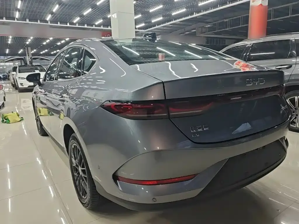 BYD Qin PLUS — фото 6