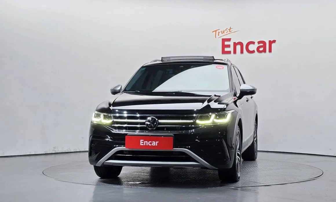 Volkswagen Tiguan — фото 8