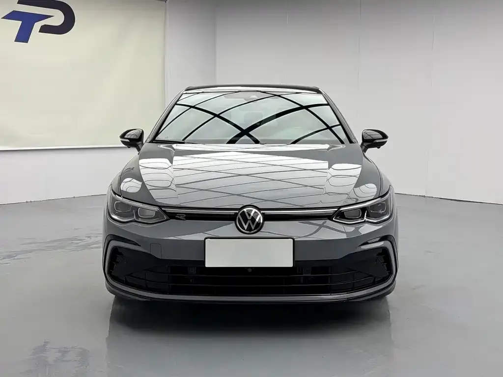 Volkswagen Golf — фото 7