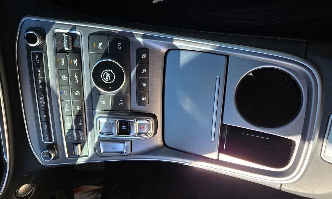 Hyundai Santafe — фото 3
