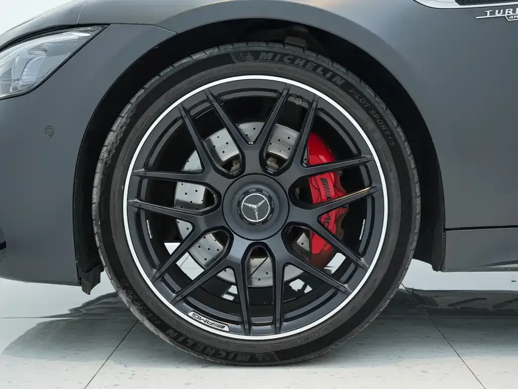 Mercedes-Benz AMG GT — фото 7