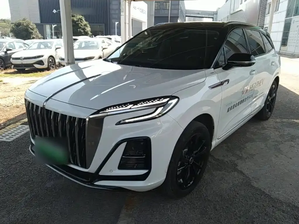 Hongqi HS3 PHEV — фото 4