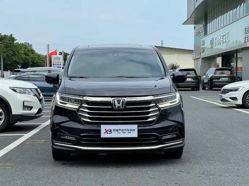 Honda Odyssey — фото 10