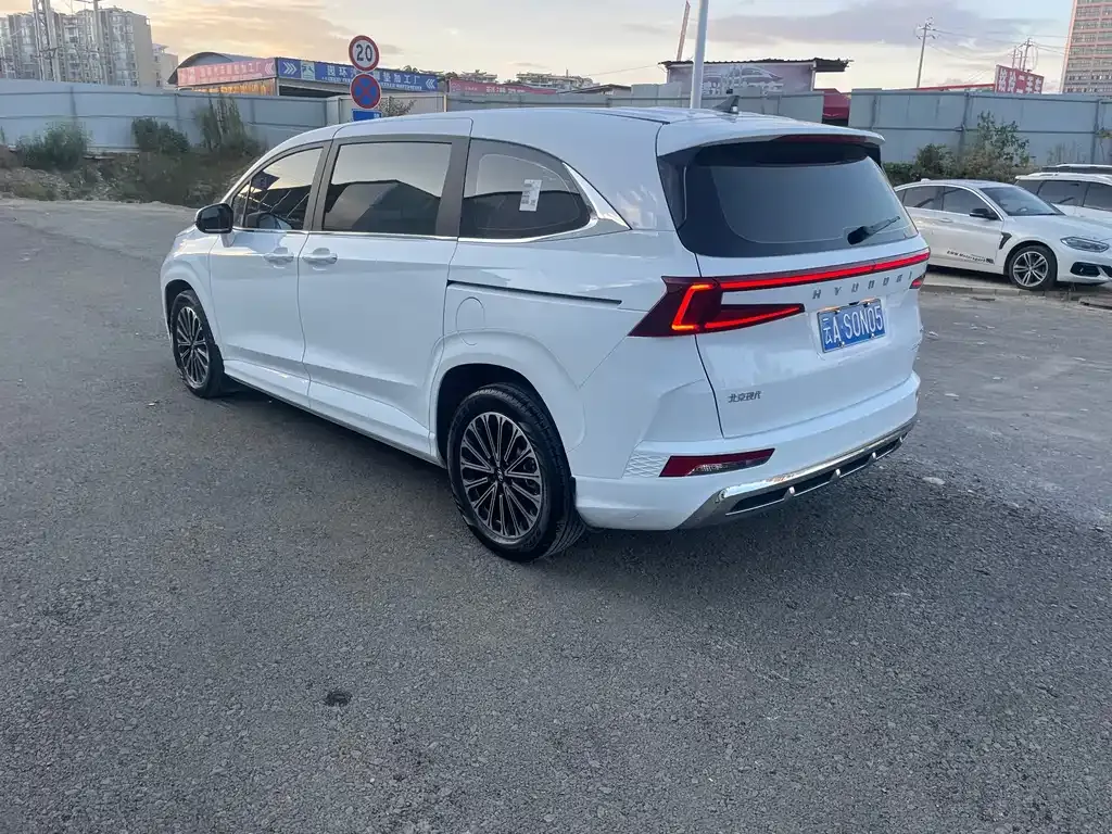 Hyundai Custo — фото 3