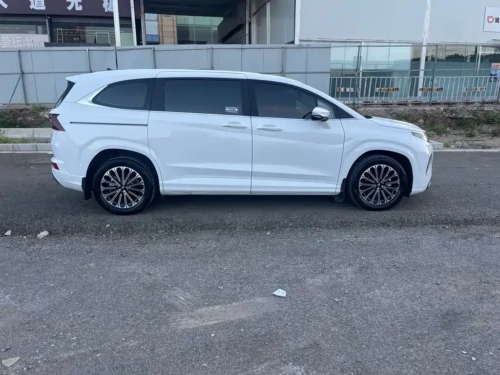 Hyundai Custo — фото 4