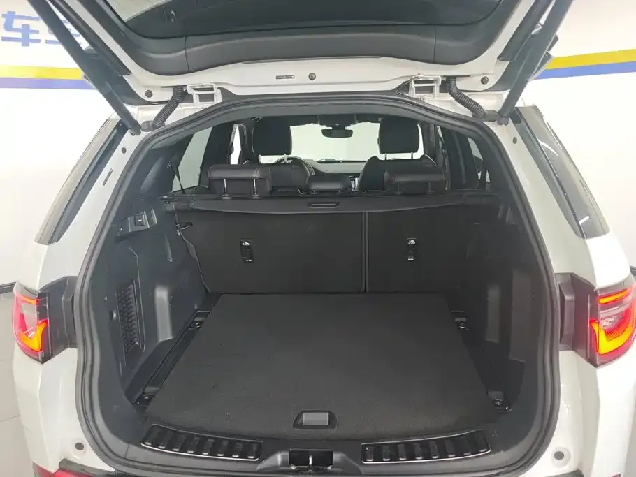 Land Rover Discovery Sport — фото 4