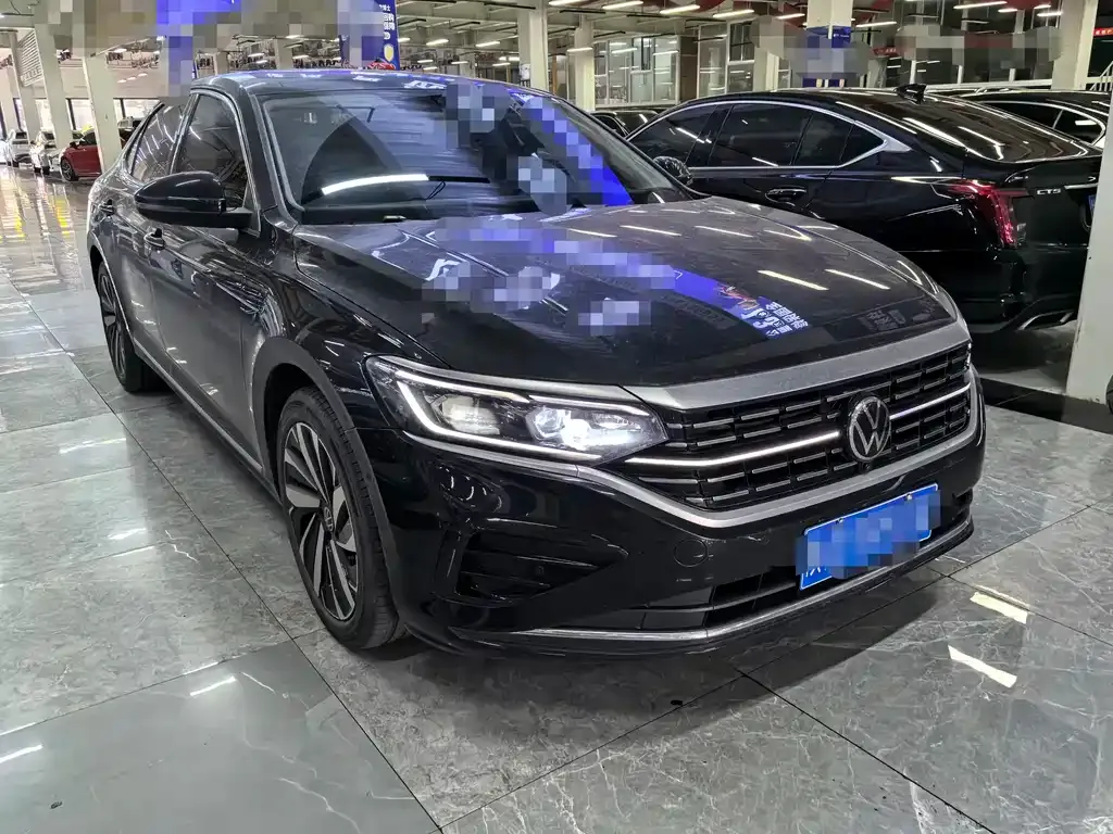 Volkswagen Passat — фото 5