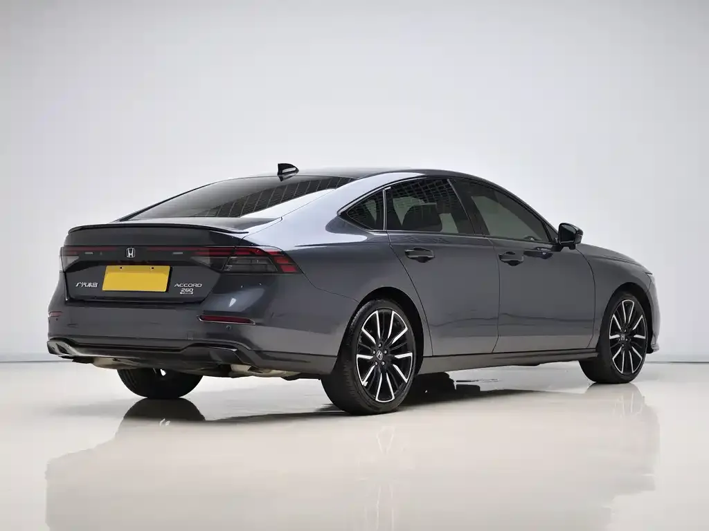 Honda Accord — фото 2