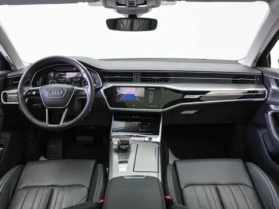 Audi A6L — фото 9